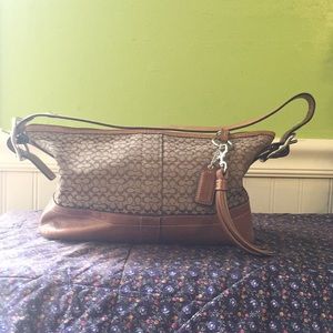 *CLEARANCE* Leather and canvas COACH bag, EUC